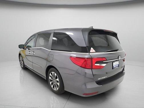 Modern Steel Metallic 2024 Honda Odyssey EX-L