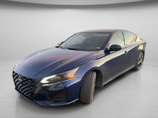 2024 Nissan Altima SR FWD