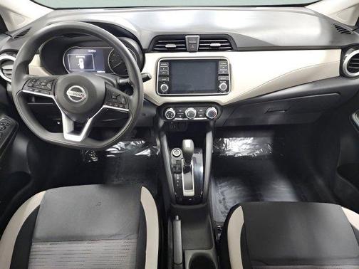 2021 Nissan Versa 1.6 SV