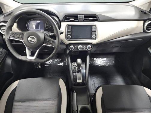 2021 Nissan Versa 1.6 SV