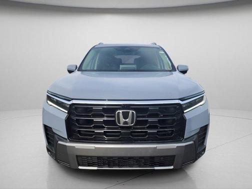 2026 Honda Pilot Touring 8-Passenger