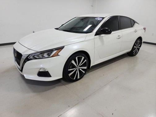 2020 Nissan Altima SR Intelligent AWD