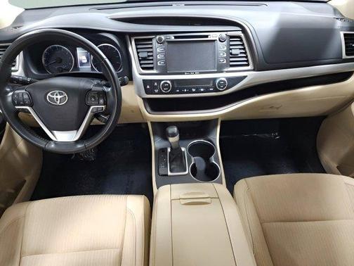 2019 Toyota Highlander LE Plus