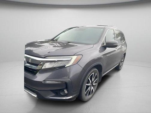 Modern Steel Metallic 2020 Honda Pilot Touring 8-Passenger