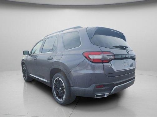 2026 Honda Pilot Touring 8-Passenger