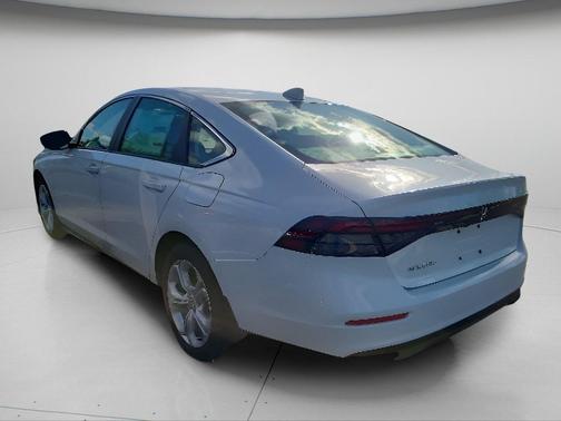 Platinum White Pearl 2026 Honda Accord LX 1.5T