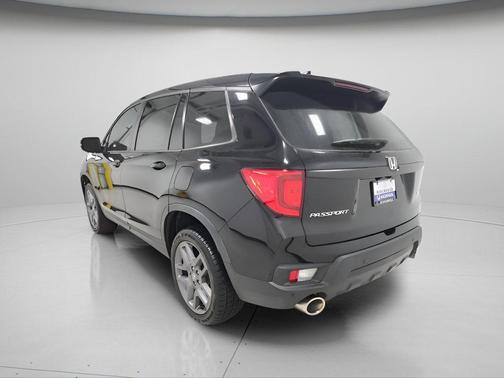 Crystal Black Pearl 2022 Honda Passport AWD EX-L