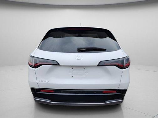 Platinum White Pearl 2026 Honda HR-V EX-L