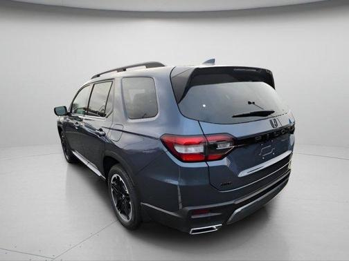 Smoke Blue Pearl 2026 Honda Pilot Touring 8-Passenger