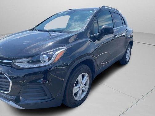 Mosaic Black Metallic 2020 Chevrolet Trax LT