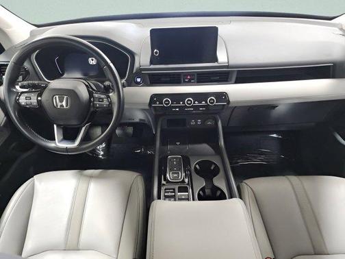 2023 Honda Pilot AWD EX-L 8 Passenger