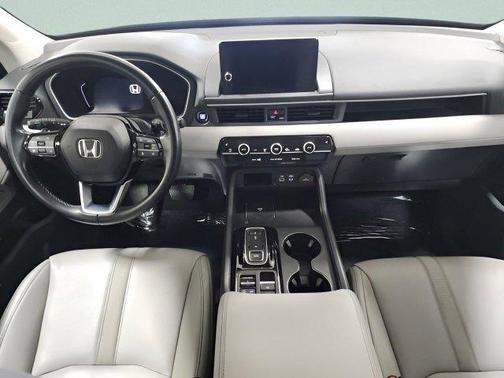 2023 Honda Pilot AWD EX-L 8 Passenger