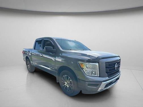 2021 Nissan Titan SV