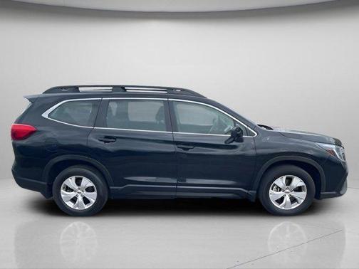 Crystal Black Silica 2023 Subaru Ascent Base 8-Passenger