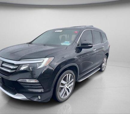 Crystal Black Pearl 2018 Honda Pilot Touring