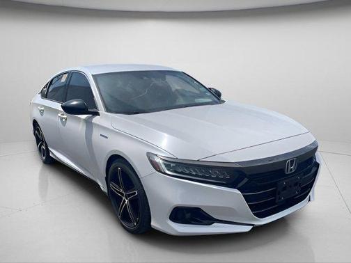 Platinum White Pearl 2022 Honda Accord Hybrid Sport