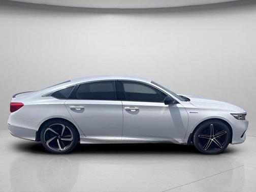 Platinum White Pearl 2022 Honda Accord Hybrid Sport