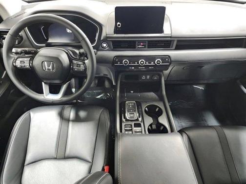 2023 Honda Pilot AWD EX-L 8 Passenger