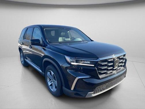 2023 Honda Pilot AWD EX-L 8 Passenger