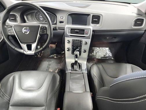2018 Volvo S60 T5 Dynamic