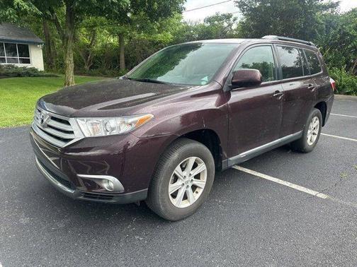 2013 Toyota Highlander SE