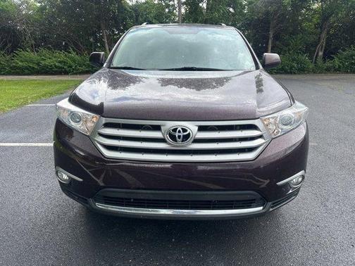 2013 Toyota Highlander SE