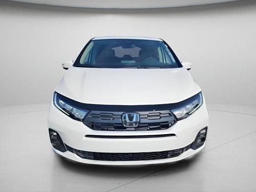 Platinum White Pearl 2027 Honda Odyssey EX-L