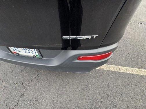 2014 Jeep Cherokee Sport