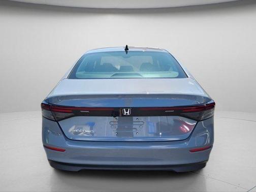 Urban Gray Pearl 2026 Honda Accord SE