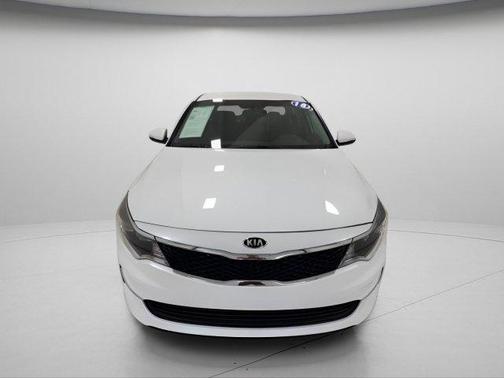Snow White Pearl 2018 Kia Optima LX