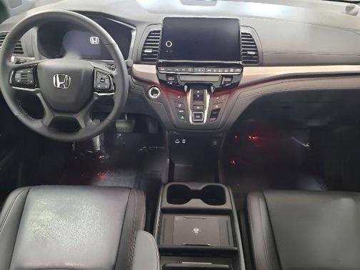 Radiant Red Metallic II 2025 Honda Odyssey Sport-L