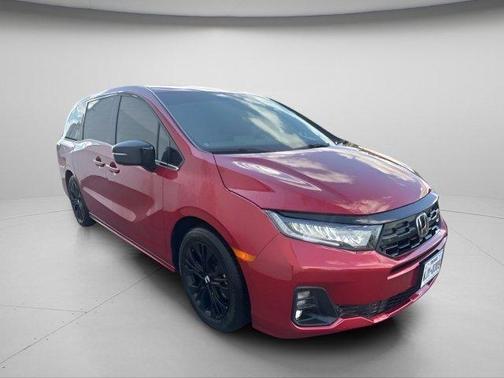 Radiant Red Metallic II 2025 Honda Odyssey Sport-L