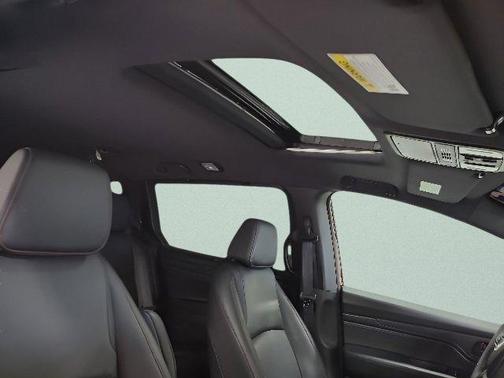 Radiant Red Metallic II 2025 Honda Odyssey Sport-L