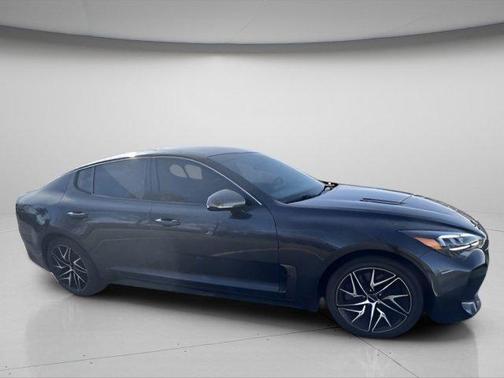2022 Kia Stinger GT-Line