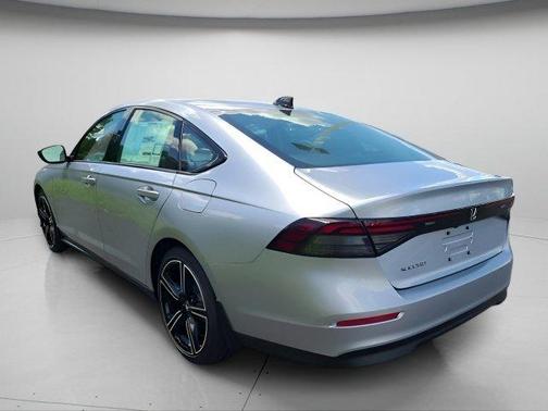 Solar Silver Metallic 2026 Honda Accord SE