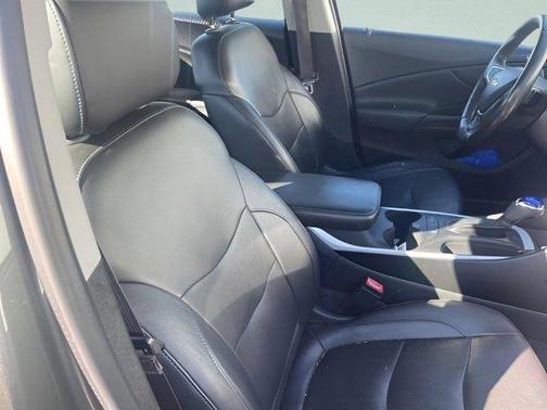 Heather Gray Metallic 2017 Chevrolet Volt LT