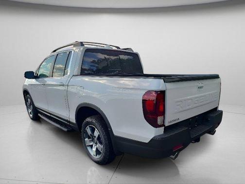 Platinum White Pearl 2026 Honda Ridgeline RTL