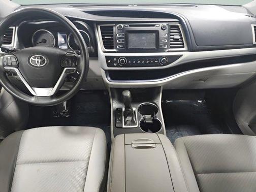 2019 Toyota Highlander LE Plus