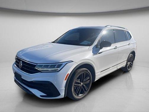 2022 Volkswagen Tiguan 2.0T SE R-Line Black 4MOTION