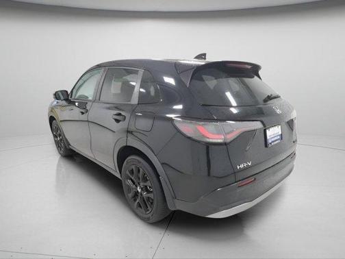 Crystal Black Pearl 2024 Honda HR-V Sport