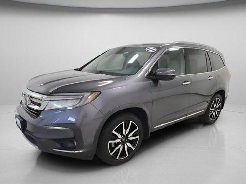 Modern Steel Metallic 2022 Honda Pilot Touring 8-Passenger