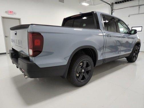 2025 Honda Ridgeline Black