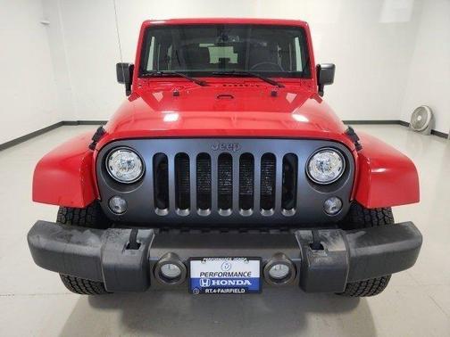 Firecracker Red Clearcoat 2017 Jeep Wrangler Freedom 4x4