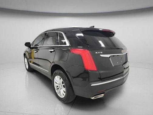 2017 Cadillac XT5 Base