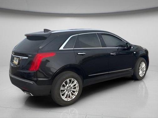 2017 Cadillac XT5 Base