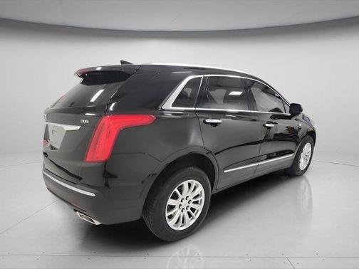 2017 Cadillac XT5 Base