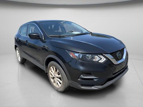 Magnetic Black Pearl 2022 Nissan Rogue Sport S