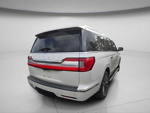 2018 Lincoln Navigator L Select