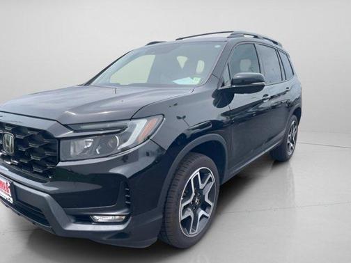 Crystal Black Pearl 2022 Honda Passport AWD Elite