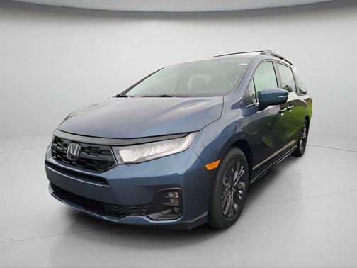 Smoke Blue Pearl 2027 Honda Odyssey Touring